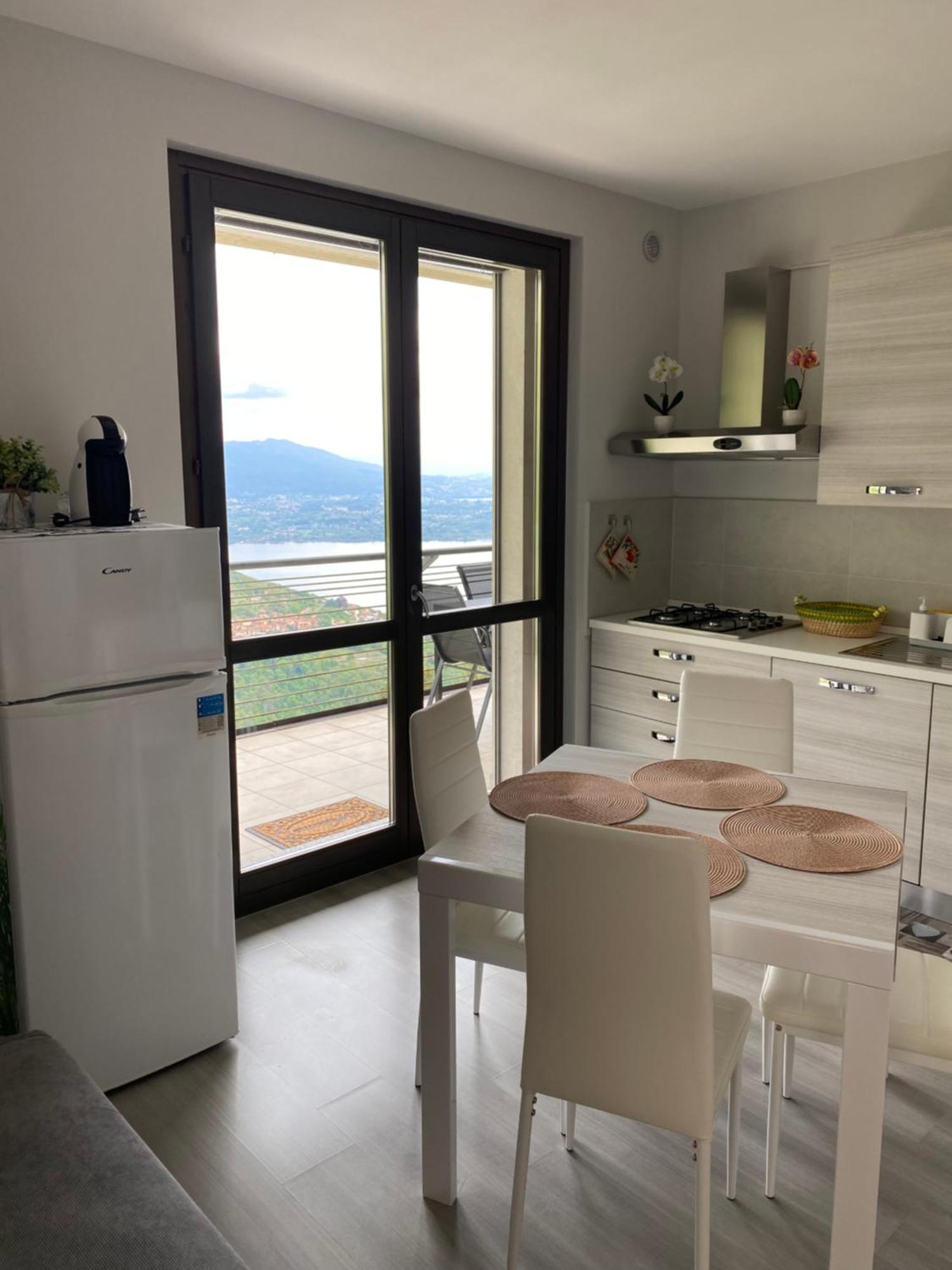 Dolcevista Apartment Massino Visconti Exterior foto