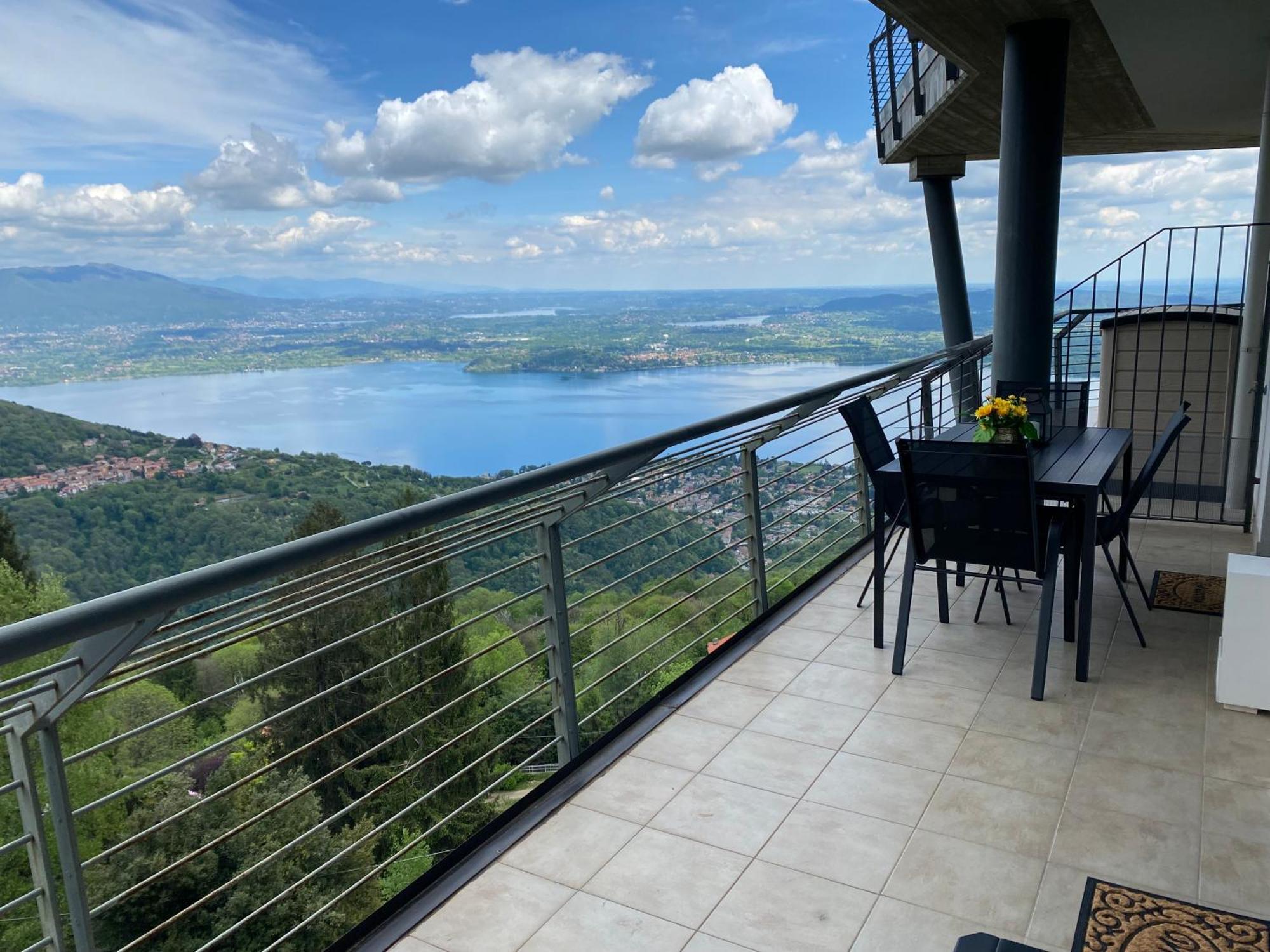 Dolcevista Apartment Massino Visconti Exterior foto